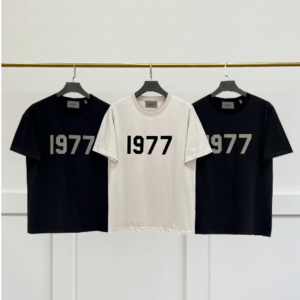 ESSTENTIALS Top Quality 1977 Flocked T-Shirt